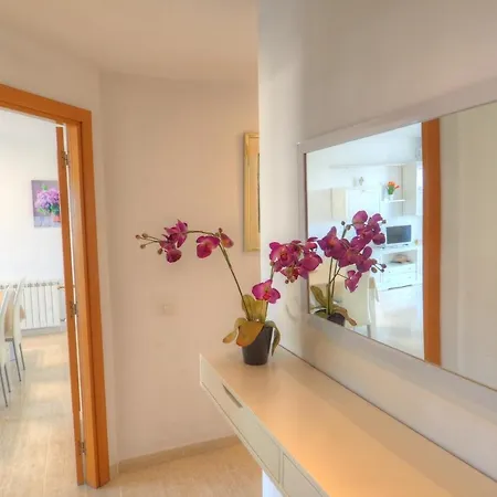 Apartment Molins By Hello Homes