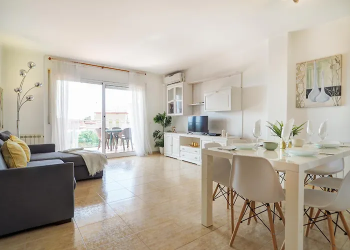 Molins By Hello Homes *