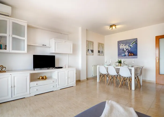 公寓 Molins By Hello Homes *