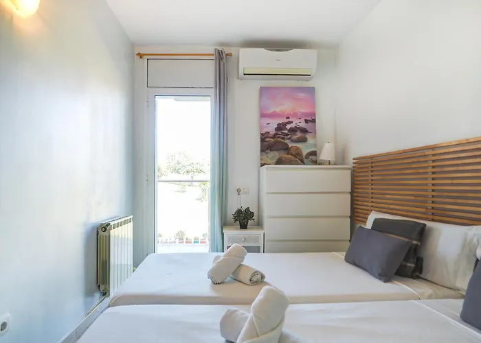 Molins By Hello Homes *