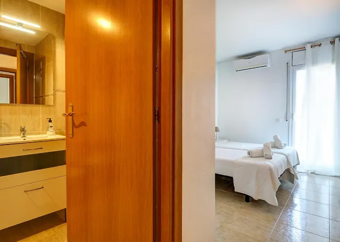 شقة Molins By Hello Homes