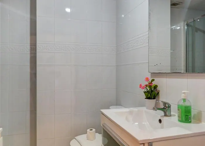 شقة Molins By Hello Homes